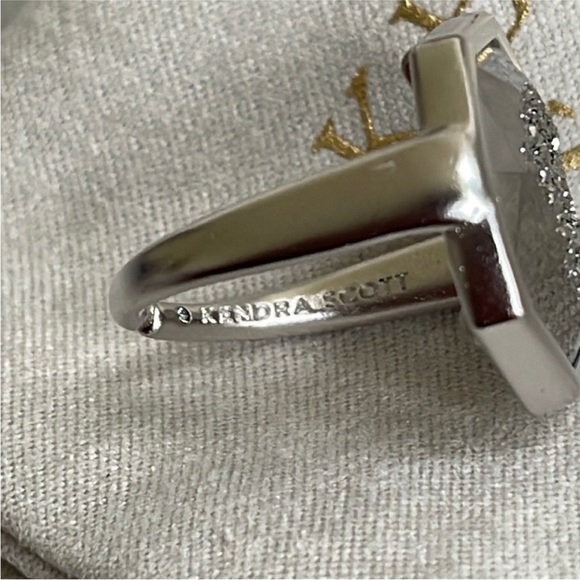 Kendra Scott Platinum Druzy Davis Cocktail Ring Silver New Without Tags! - Picture 7 of 10